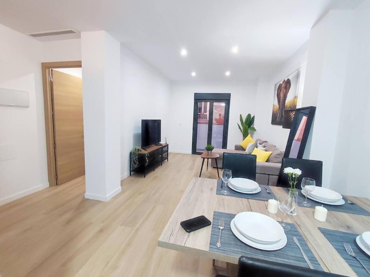 Ohana Home 2 Málaga Exteriör bild